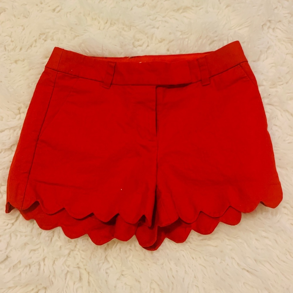 Scallop linen short